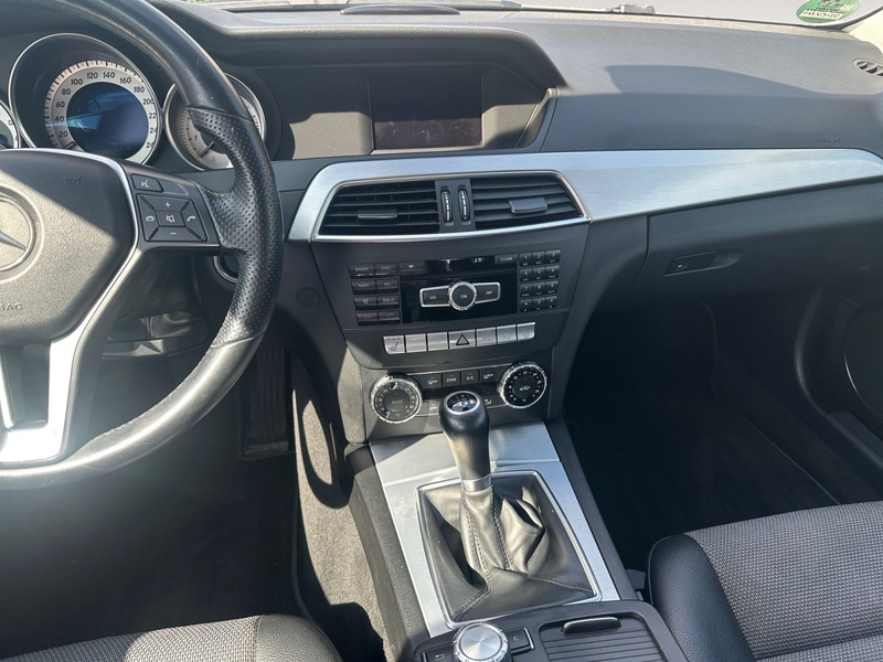 Mercedes-Benz C 180 C Limousine C 180 CGI BlueEfficiency — photo 14