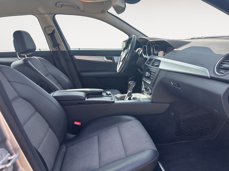 Mercedes-Benz C 180 C Limousine C 180 CGI BlueEfficiency — photo 11