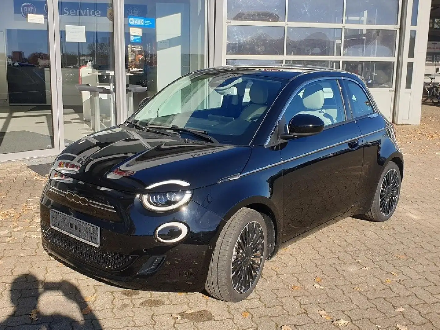 Fiat 500e 3+1 La Prima by Bocelli Schwarz - 1