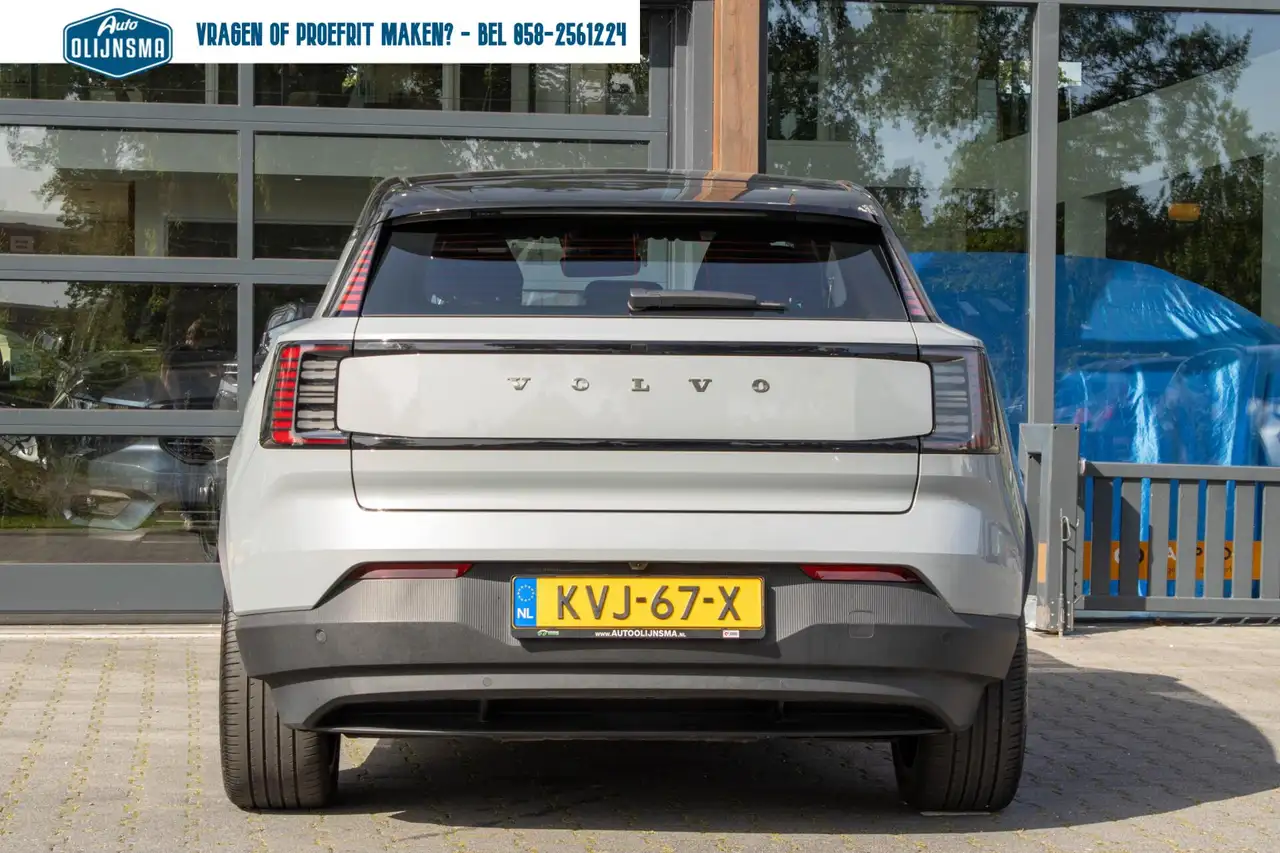 Volvo EX30 Single Motor Extended Range Plus 69 kWh Harman Cam, миниатюра 5