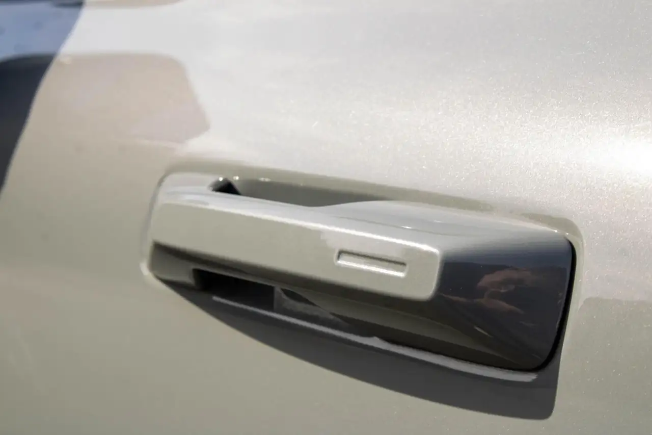 Volvo EX30 Single Motor Extended Range Plus 69 kWh Harman Cam, миниатюра 12