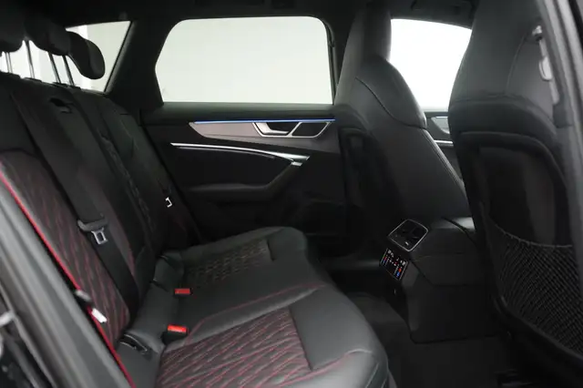 Audi A6 view 9