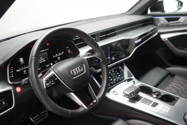 Audi A6 view 13
