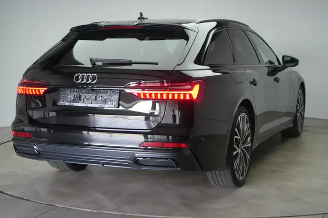Audi A6 view 4