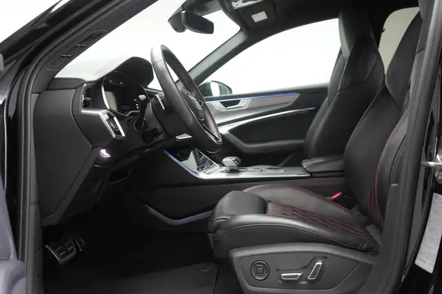 Audi A6 view 10