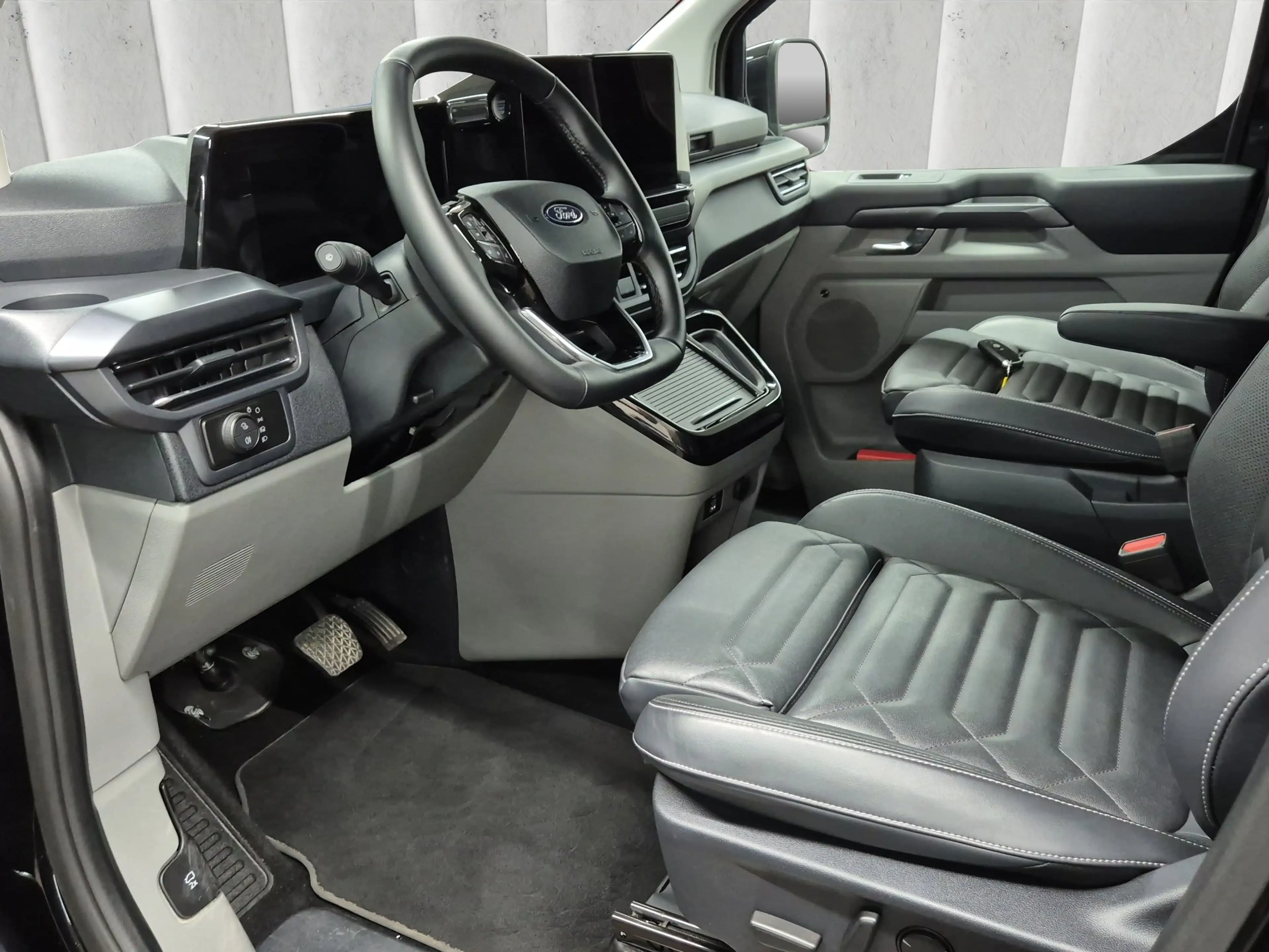 Ford Tourneo Custom Titanium X L2 Aut.*Matrix*360Grad*Leder*ACC*Sound- — photo 10