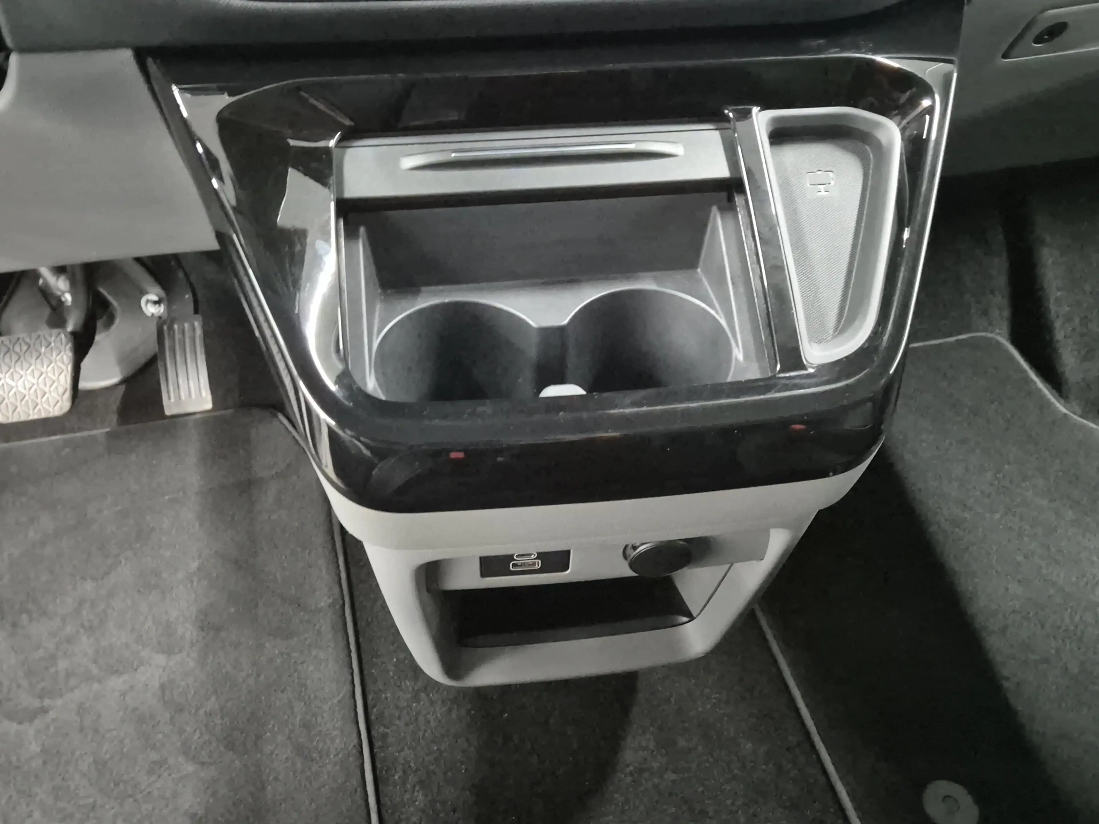 Ford Tourneo Custom Titanium X L2 Aut.*Matrix*360Grad*Leder*ACC*Sound- — photo 14