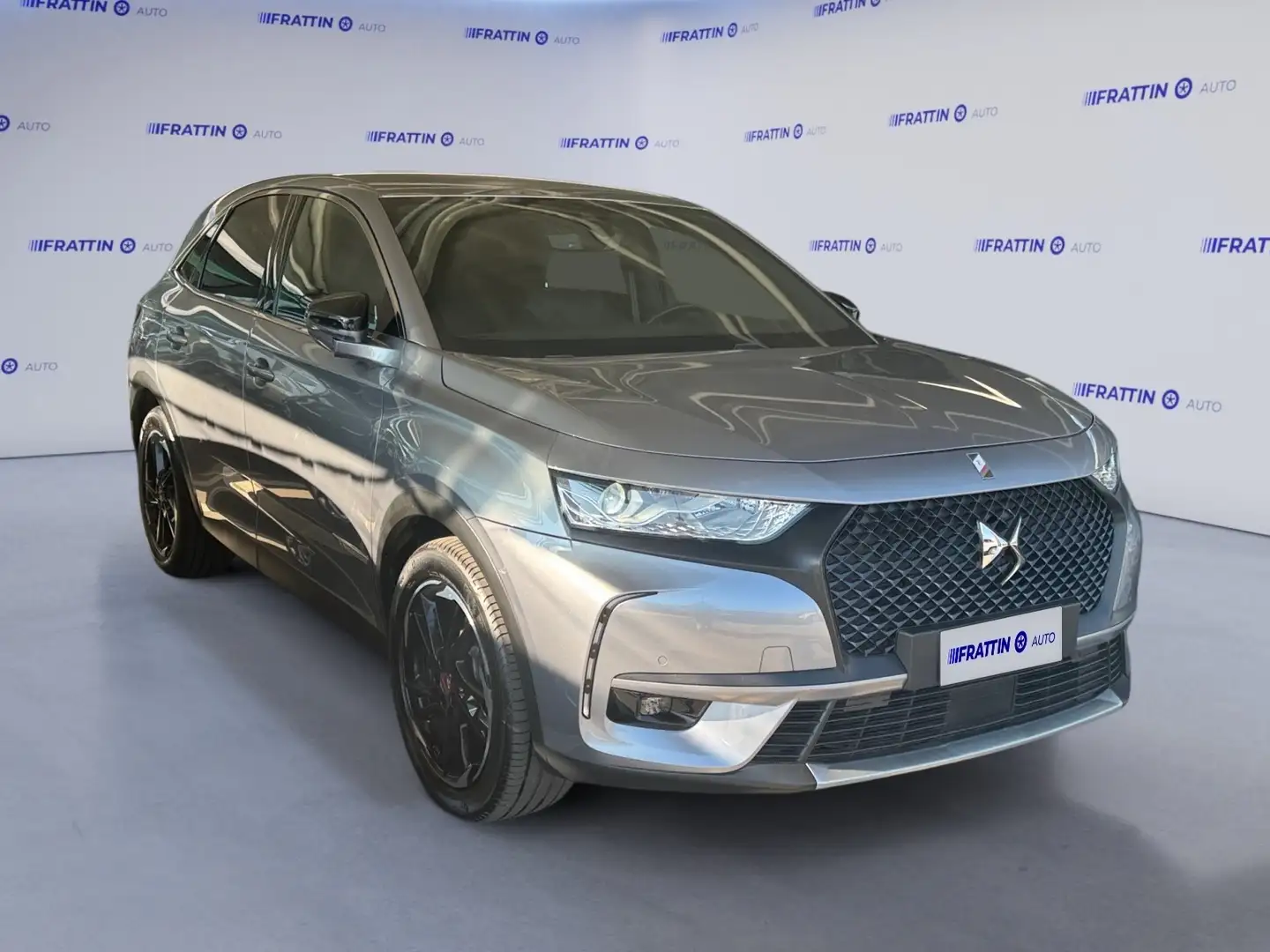 DS Automobiles DS 7 Crossback E-Tense Performance Line Grigio - 2