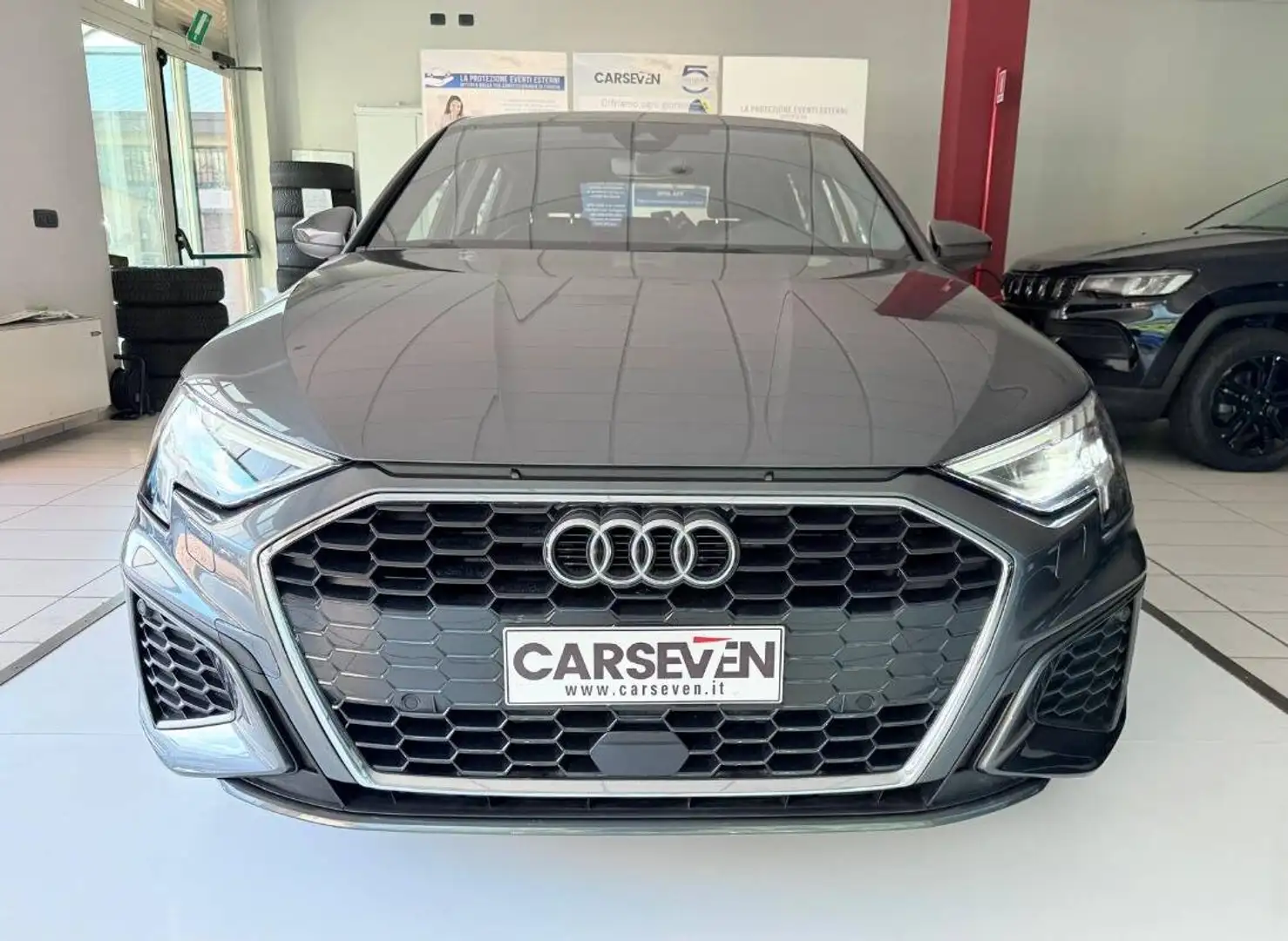 Audi A3 30 2.0 tdi S line s-tronic Grey - 2