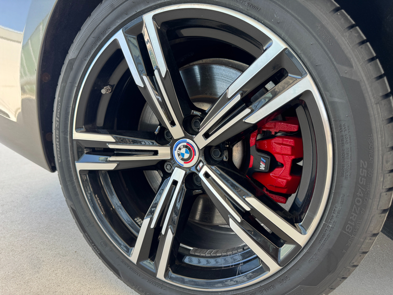 BMW 330 MSport | Xdrive | Shadowline | Individual — photo 14