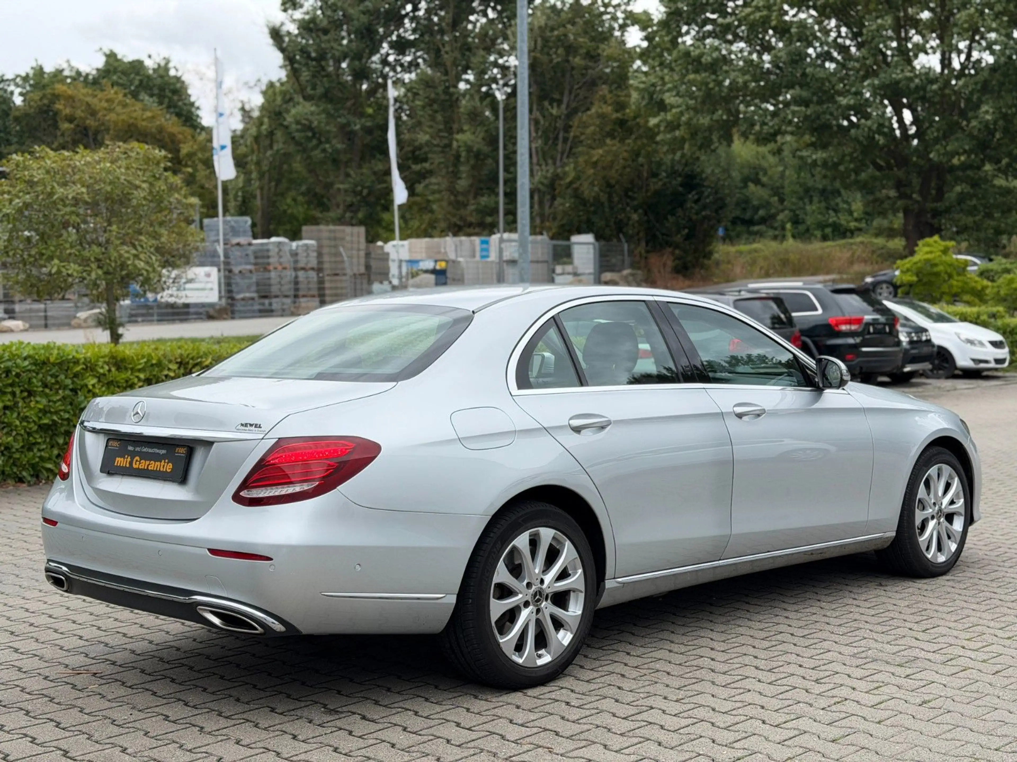 Mercedes-Benz E 400 E Limousine 4Matic *Navi*KeyL *Kamera *LED — photo 11