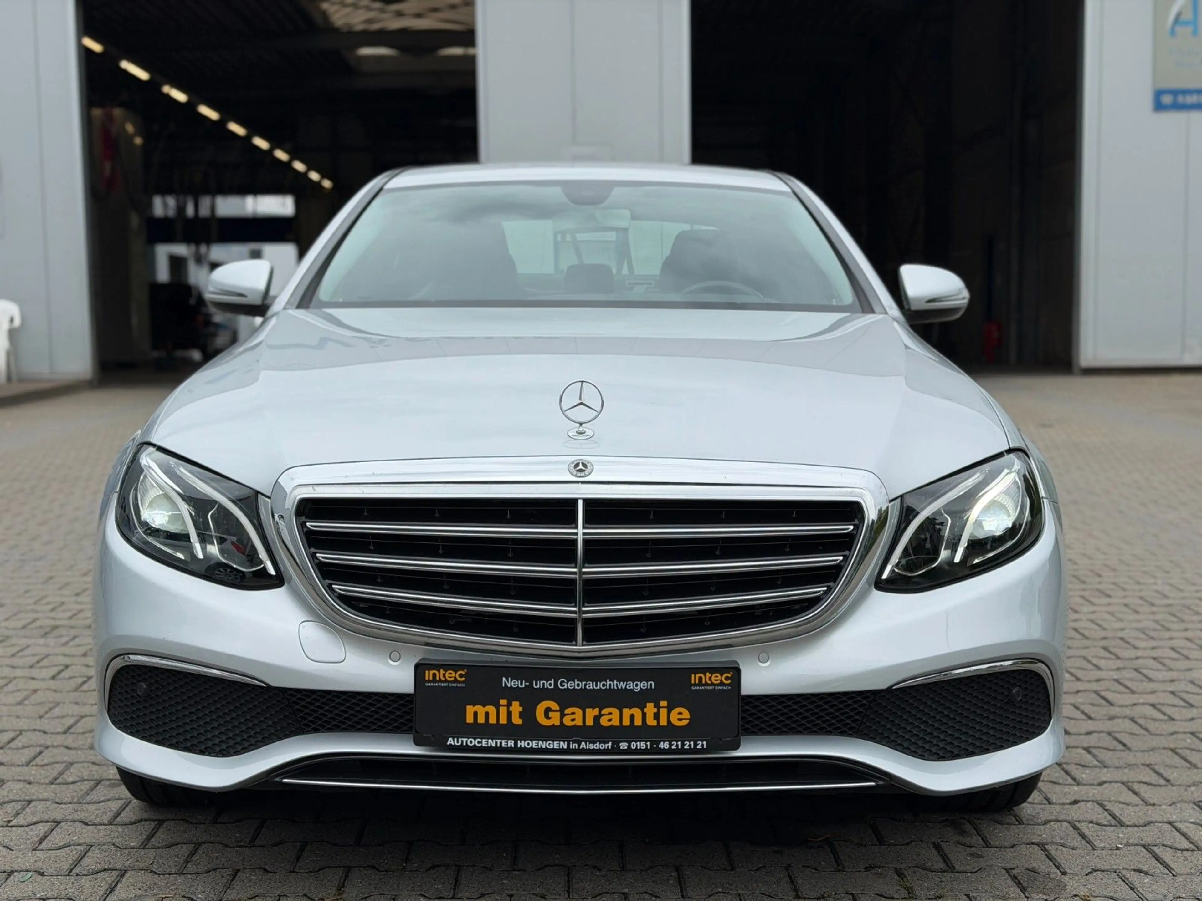 Mercedes-Benz E 400 E Limousine 4Matic *Navi*KeyL *Kamera *LED — photo 4