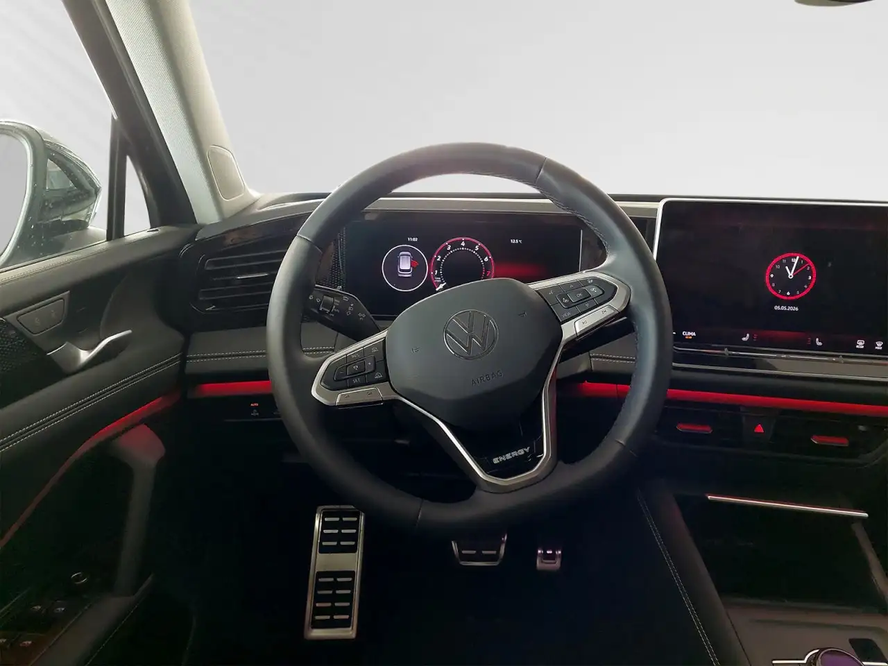 Volkswagen Tiguan ENERGY 1.5 eTSI NAVI+AHK+SITZHZ+ACC+PDC Klima 13