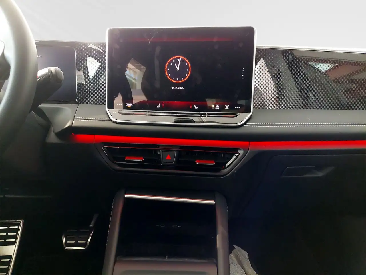 Volkswagen Tiguan ENERGY 1.5 eTSI NAVI+AHK+SITZHZ+ACC+PDC Klima 12