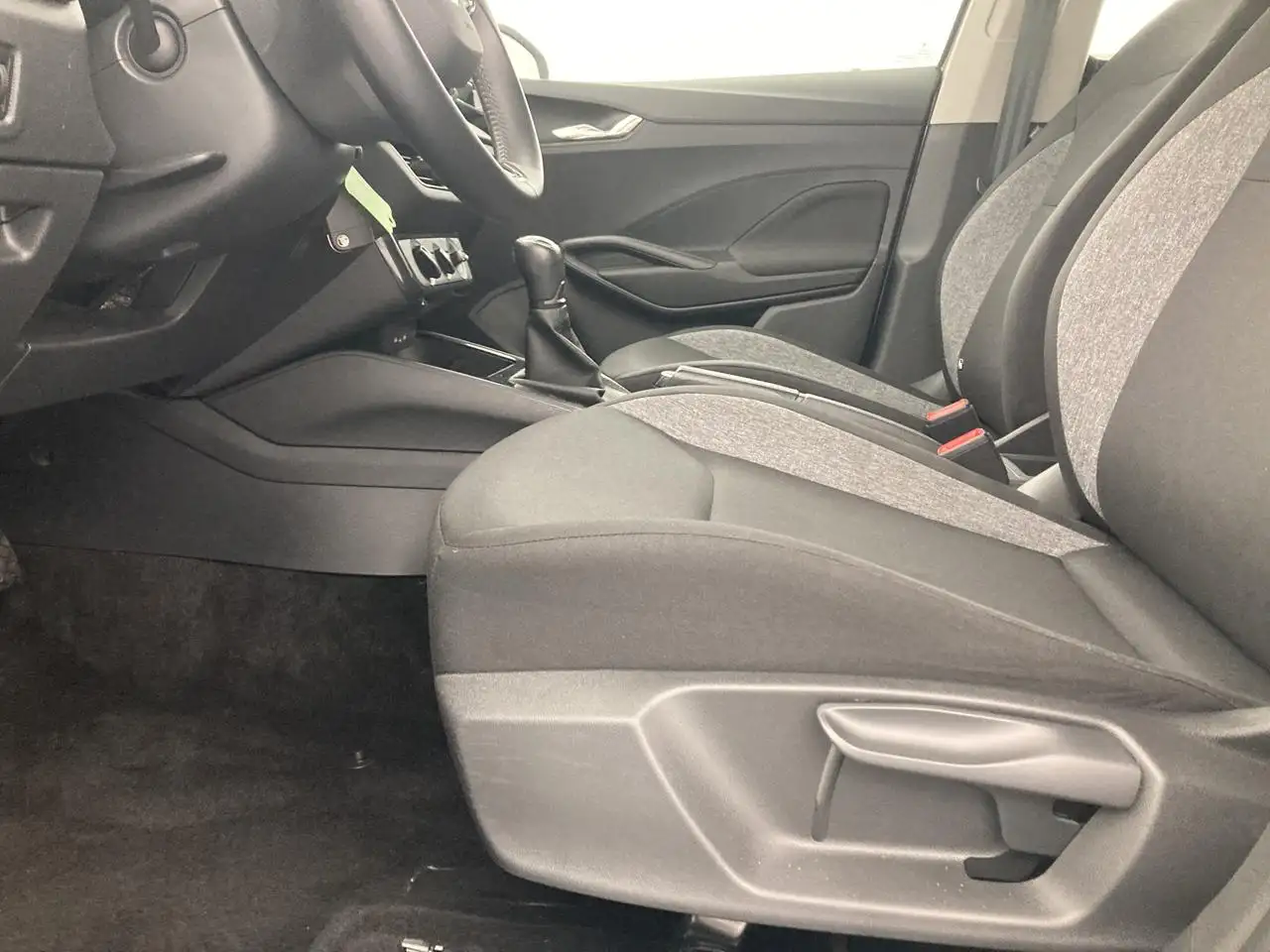 Skoda Fabia Active 1,0 TSI 70 kW 5-speed mech., миниатюра 17