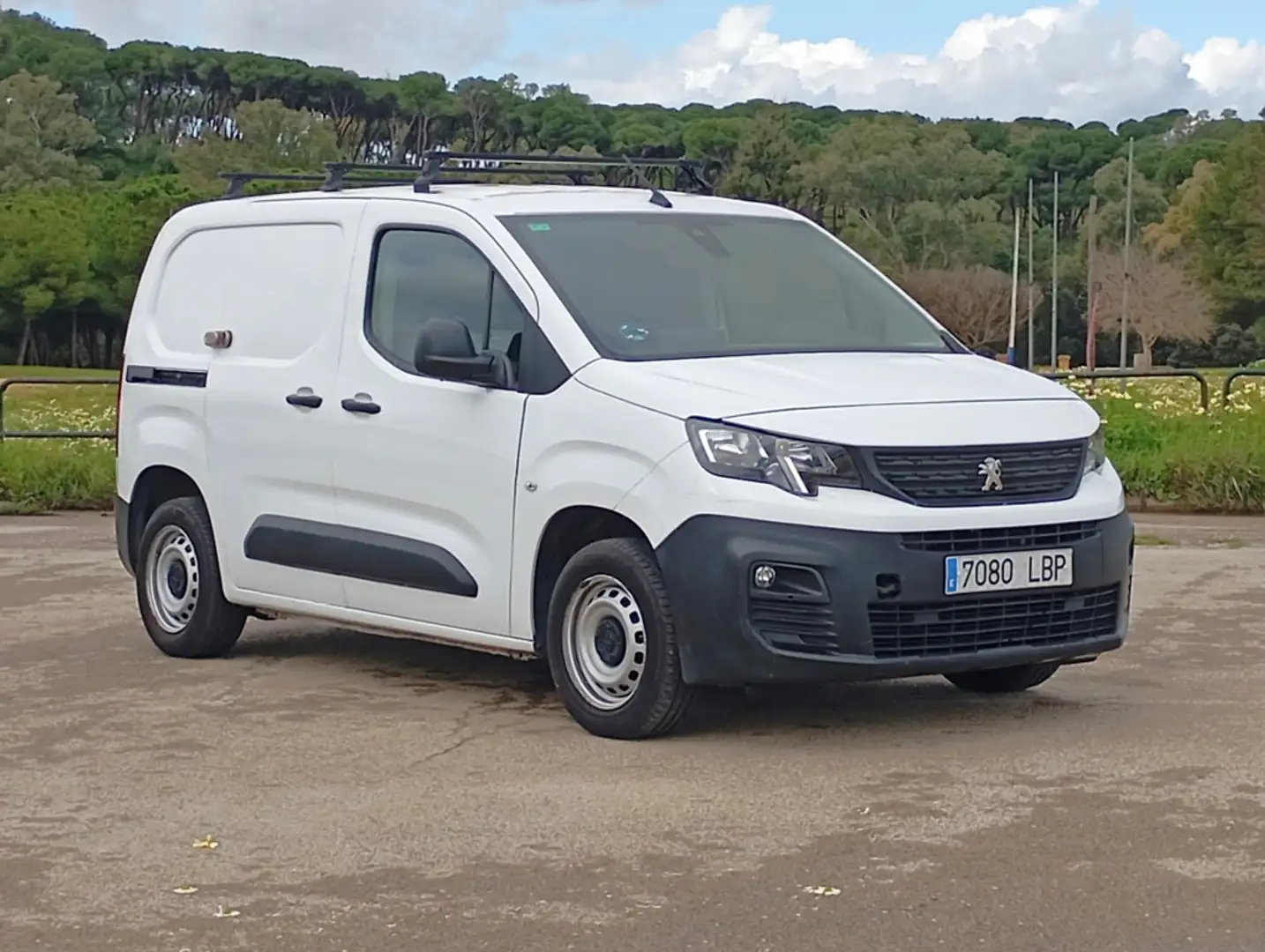 Peugeot Partner 1.5BlueHDI Premium Standard 600kg 75 Wit - 1
