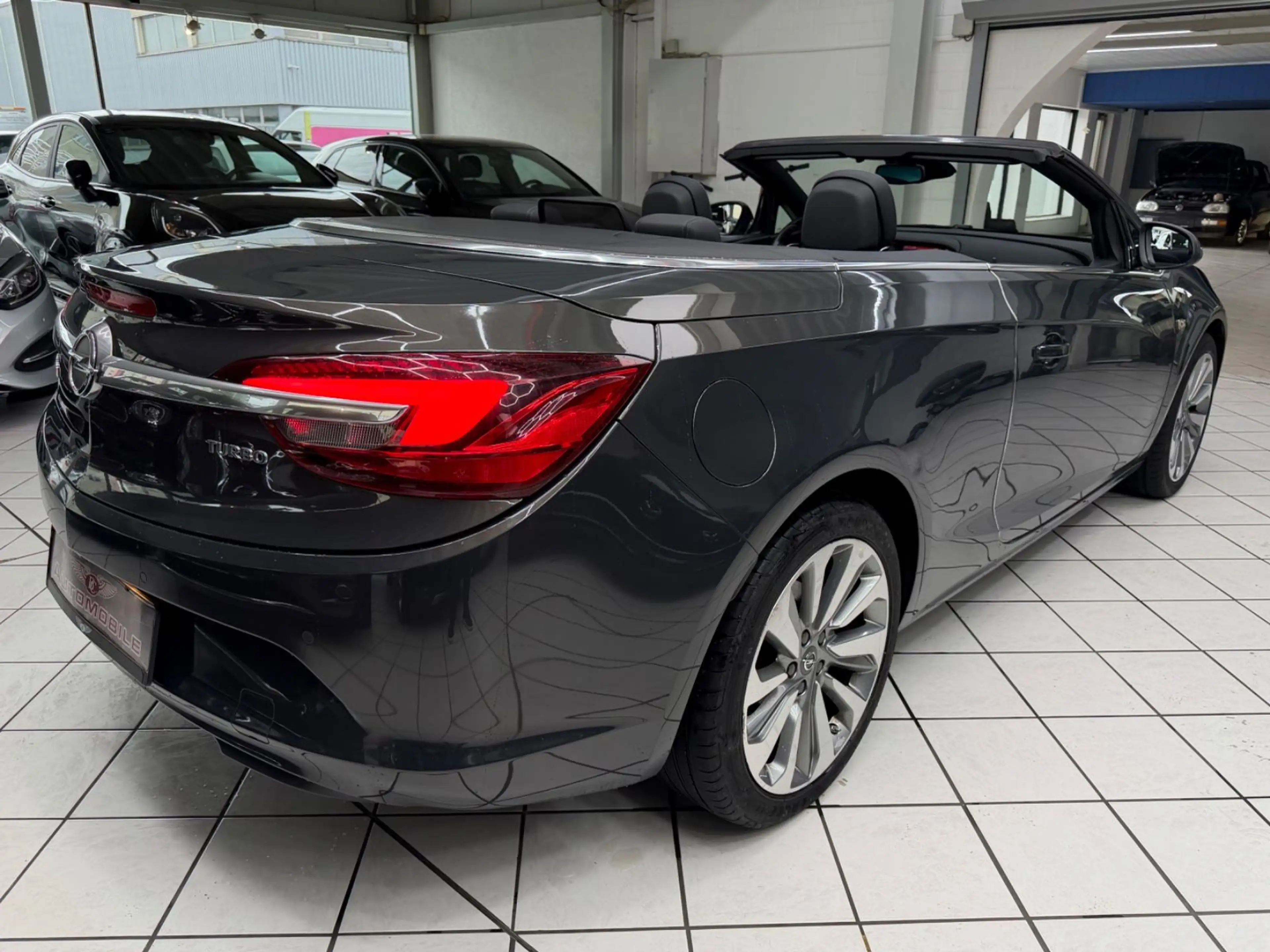 Opel Cascada Innovation 1.6 TURBO XENON KAMERA NAVI — photo 8