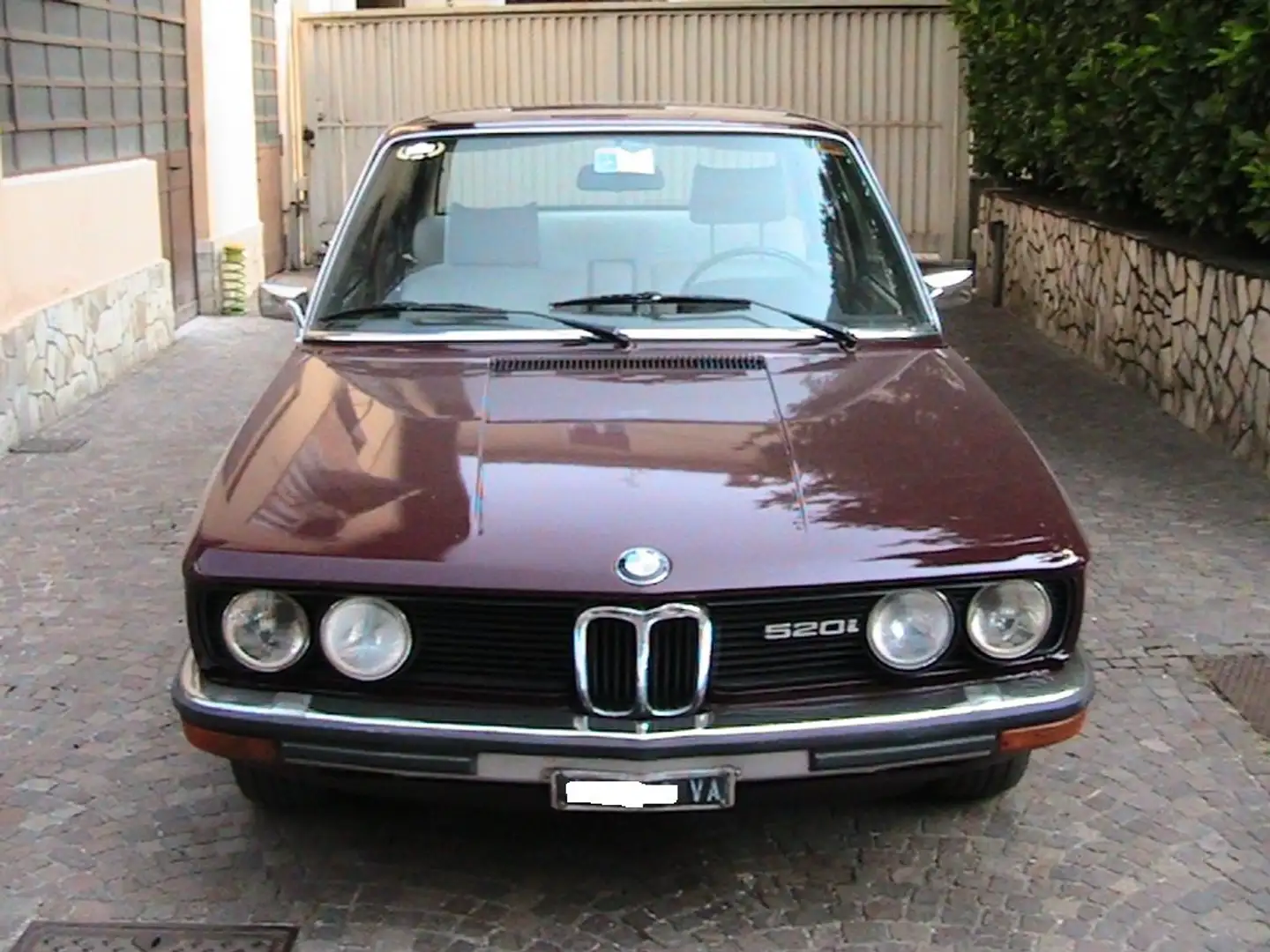 BMW 520 520 i E12 ASI Rojo - 1