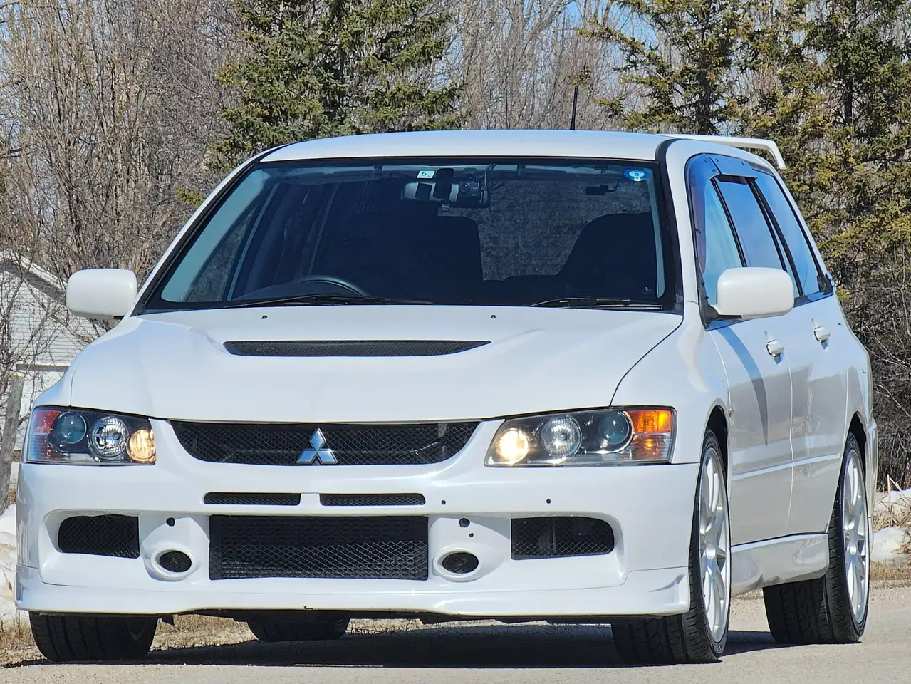 Mitsubishi Lancer снимка Mitsubishi Lancer