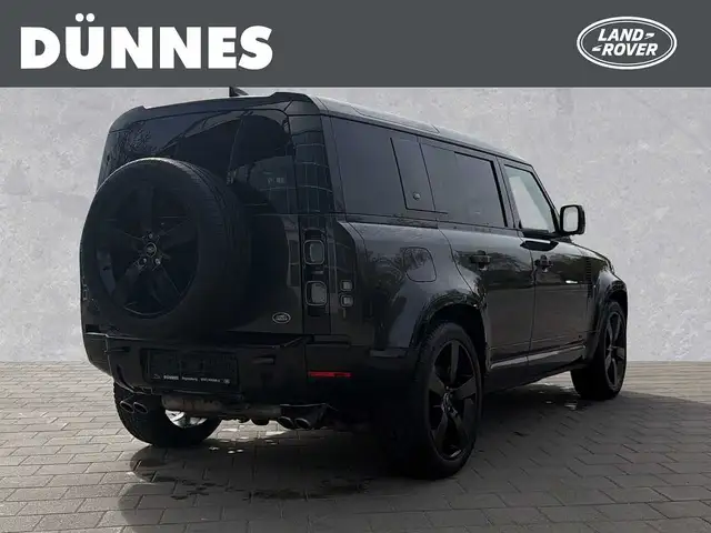 Land Rover Defender view 9