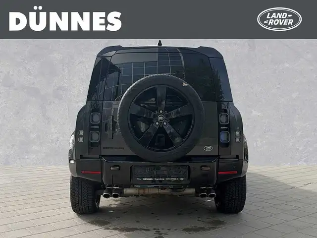 Land Rover Defender view 4