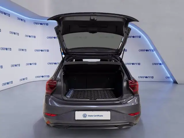 Volkswagen Polo view 18