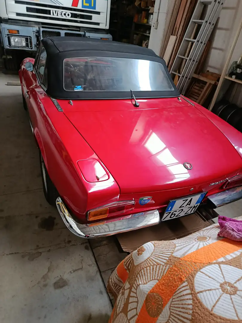 Fiat 124 Spider Rosso - 1