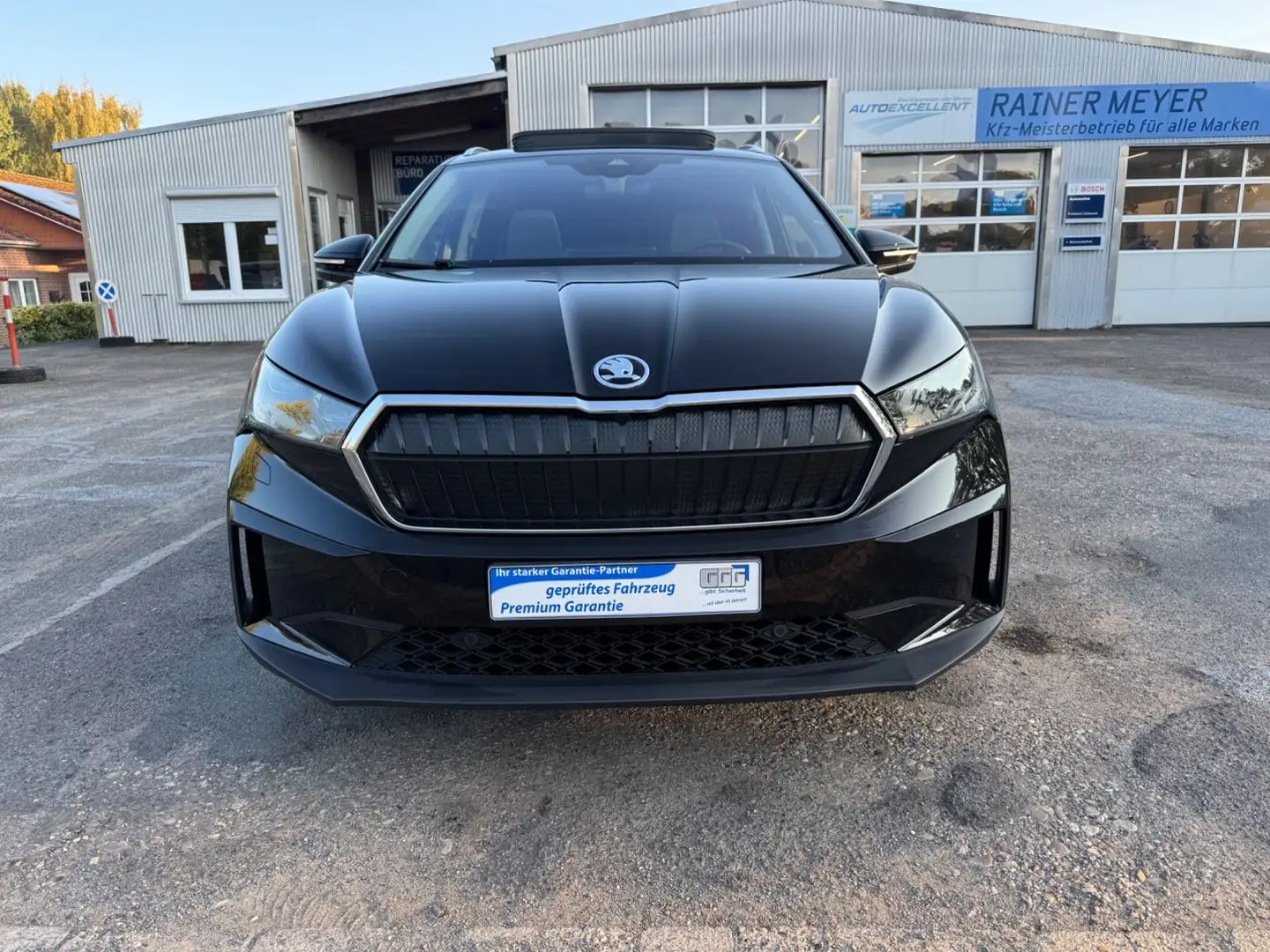 Skoda Enyaq 80 Lounge Panorama/Head-Up/AHK Schwarz - 2