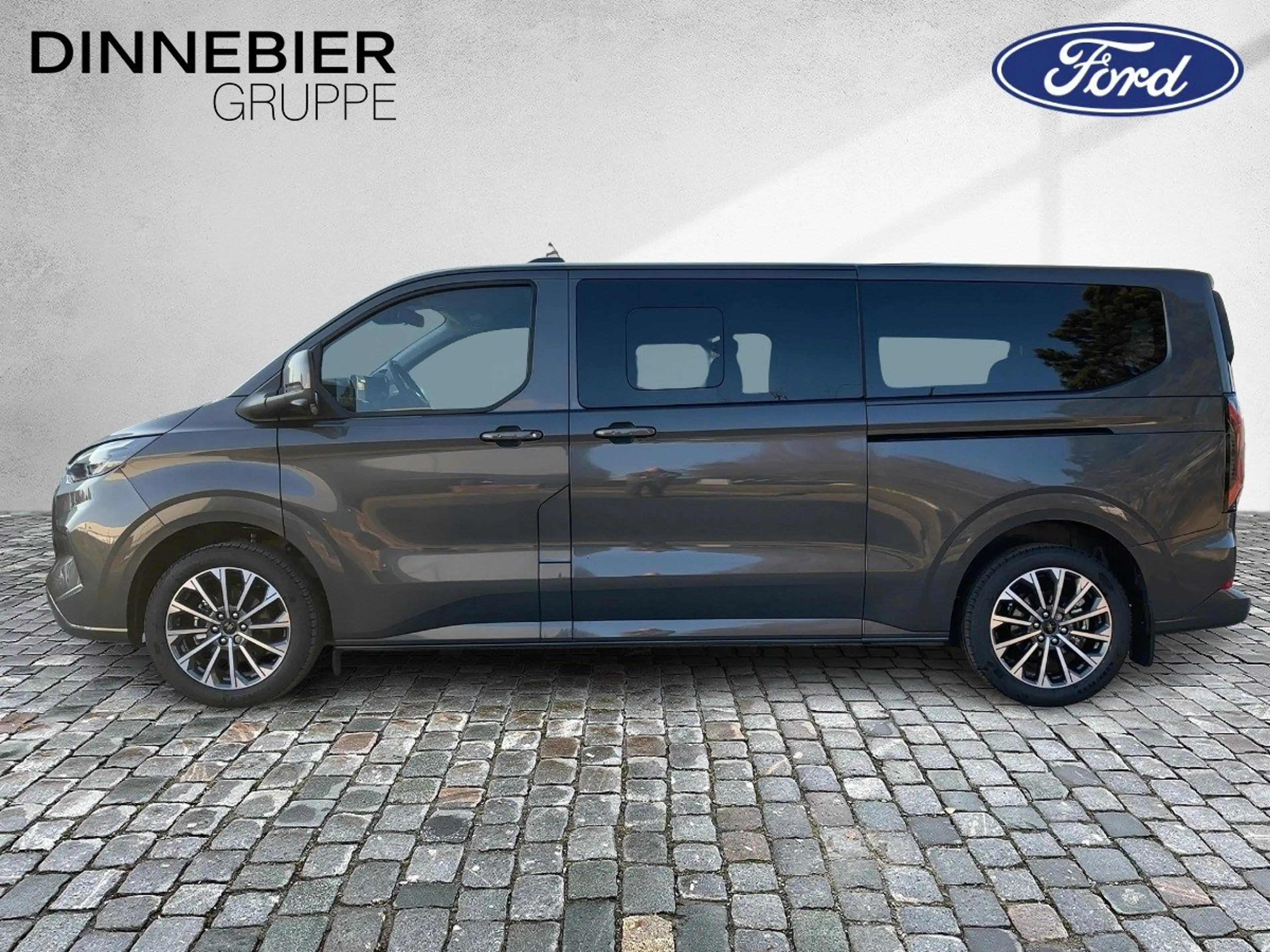 Ford Tourneo Custom 320 L2 Titanium X 125 kW — photo 3