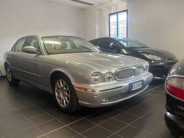 XJ VII-VIII 2003 3.5 V8 Executive