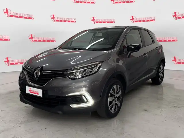 2019 Renault Captur in Grey for sale