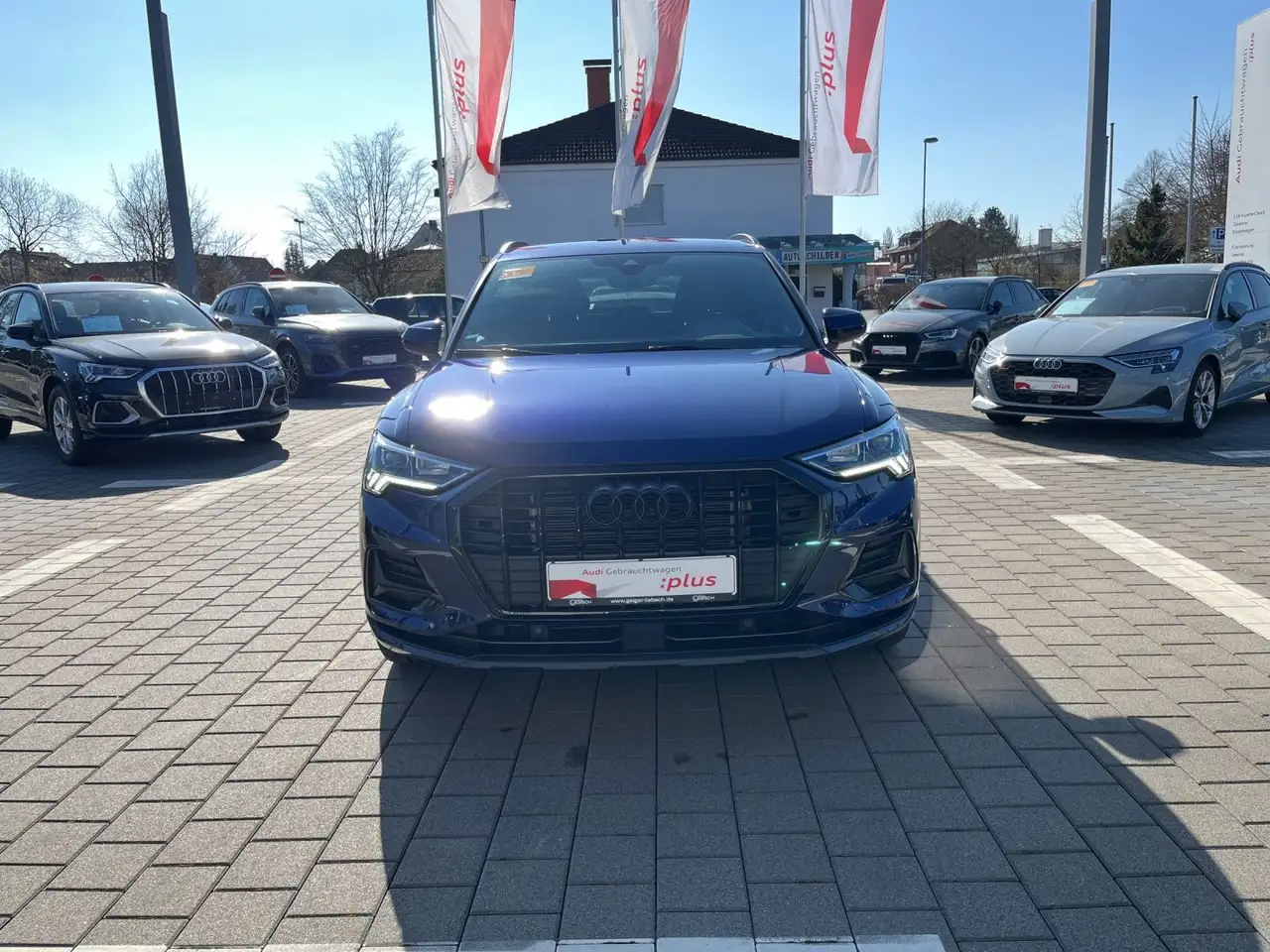 Audi Q3 advanced 35 TDI AHK+ACC+LED+Navi+Magentic+Bl 19