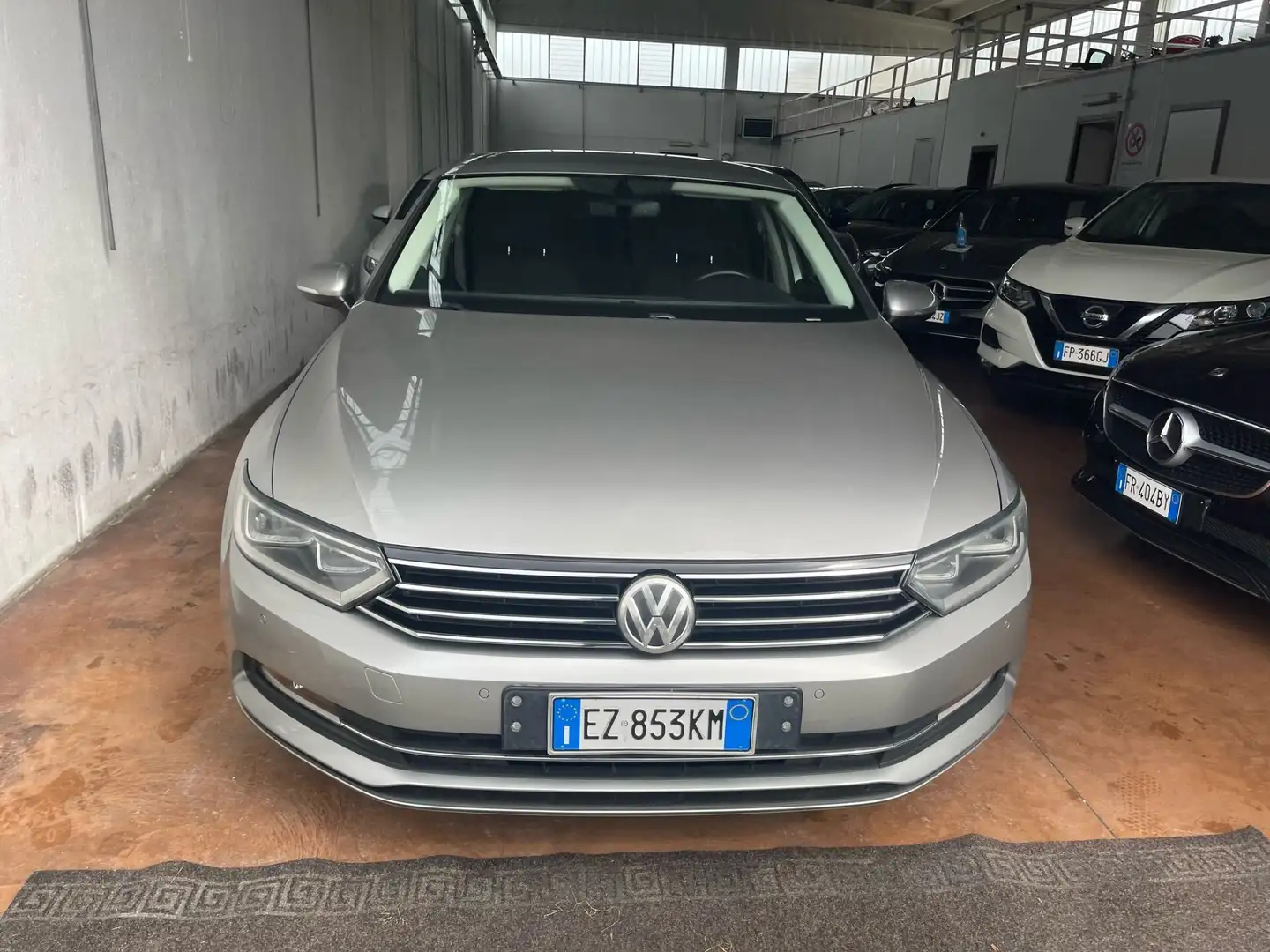 Volkswagen Passat 1.6 TDI Comfortline BlueMotion Technology Grigio - 1
