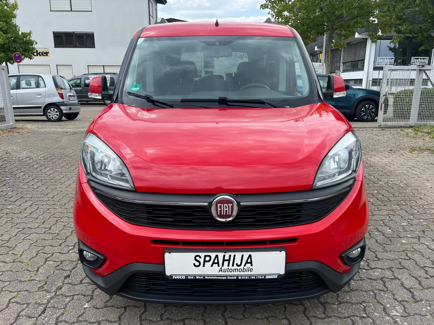 Fiat Doblo SX Maxi Kombi Rot - 1