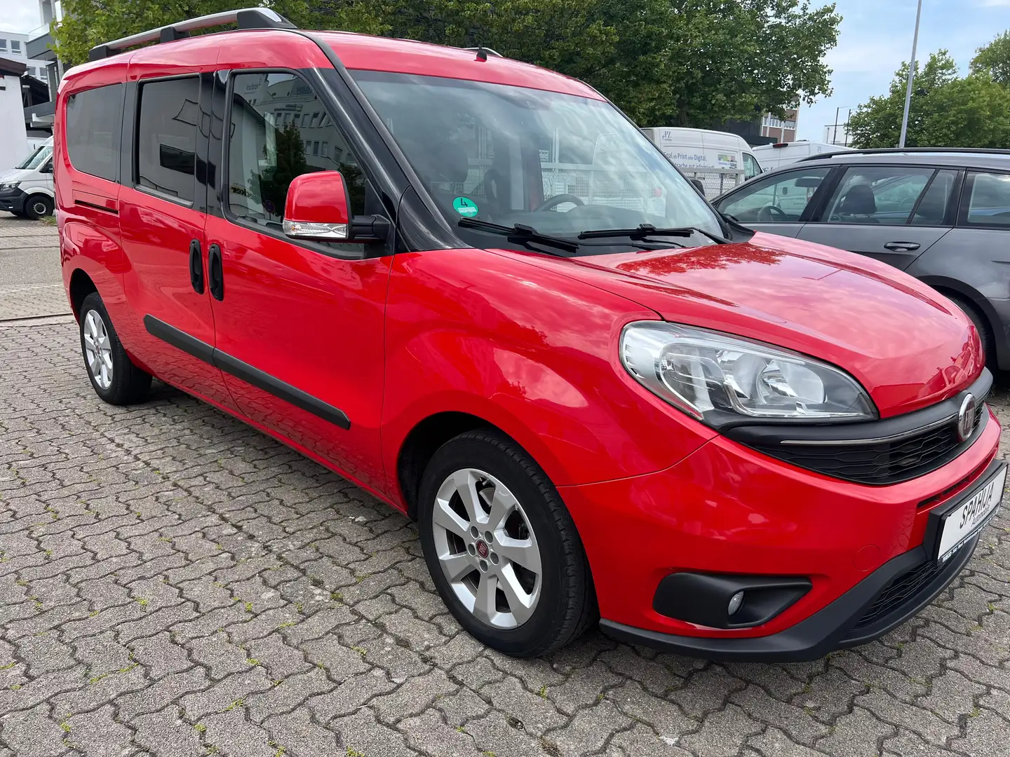Fiat Doblo SX Maxi Kombi Rot - 2