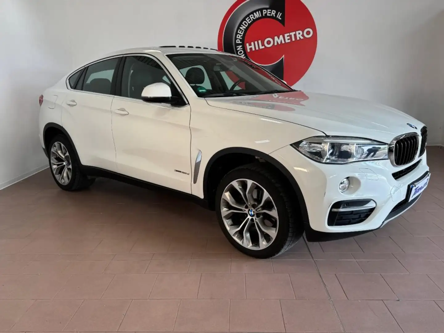 BMW X6 xDrive30d 258CV TETTO/GANCIO ELETTRICO Bianco - 1