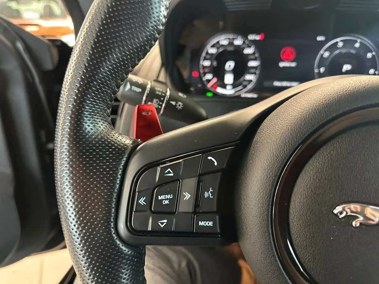 Jaguar F-Type снимка Jaguar F-Type