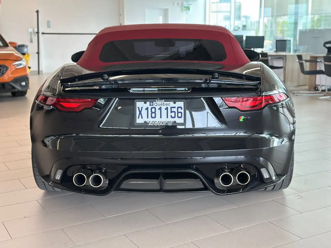 Jaguar F-Type снимка Jaguar F-Type