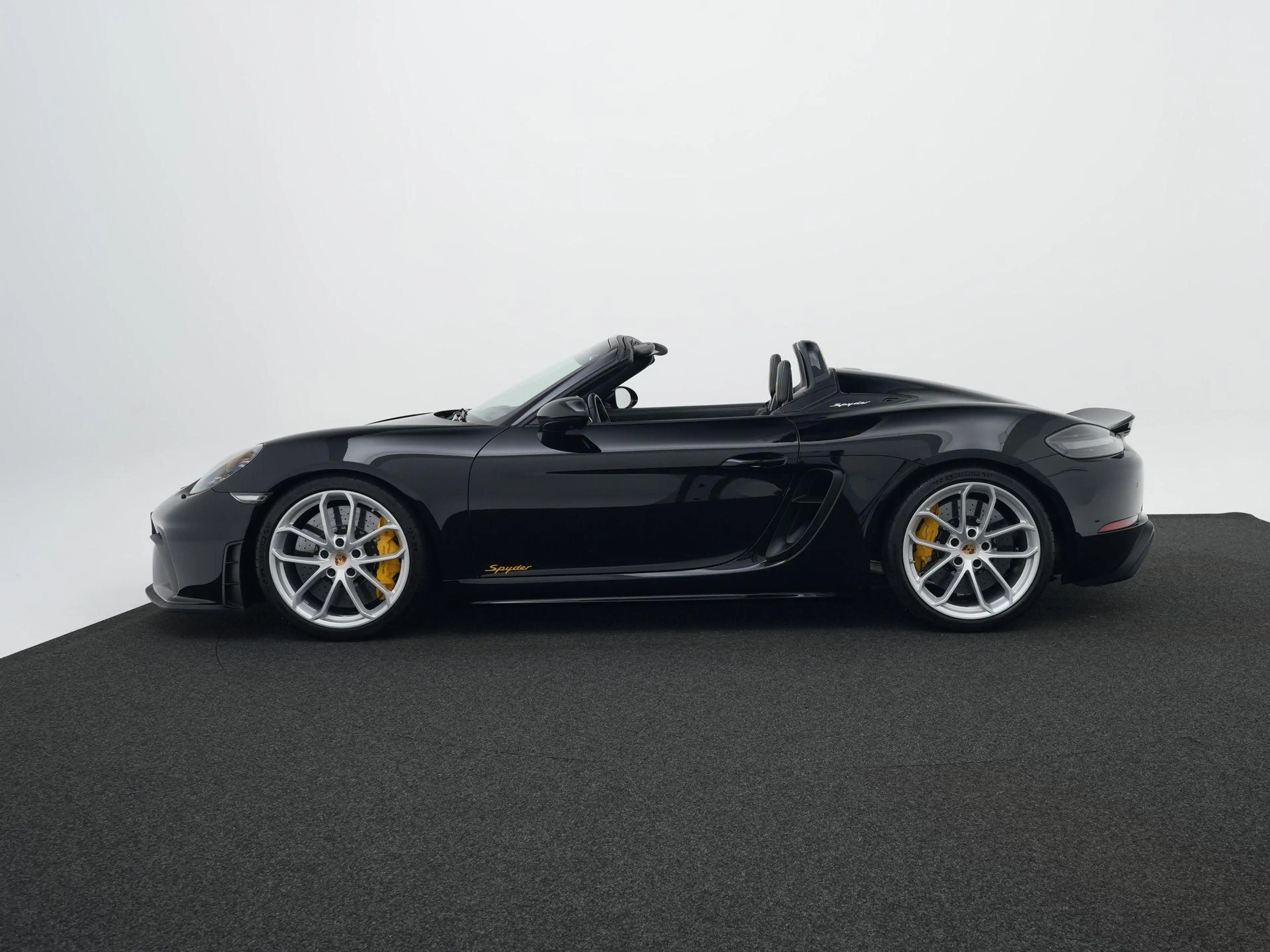 Porsche 718 Spyder — photo 2