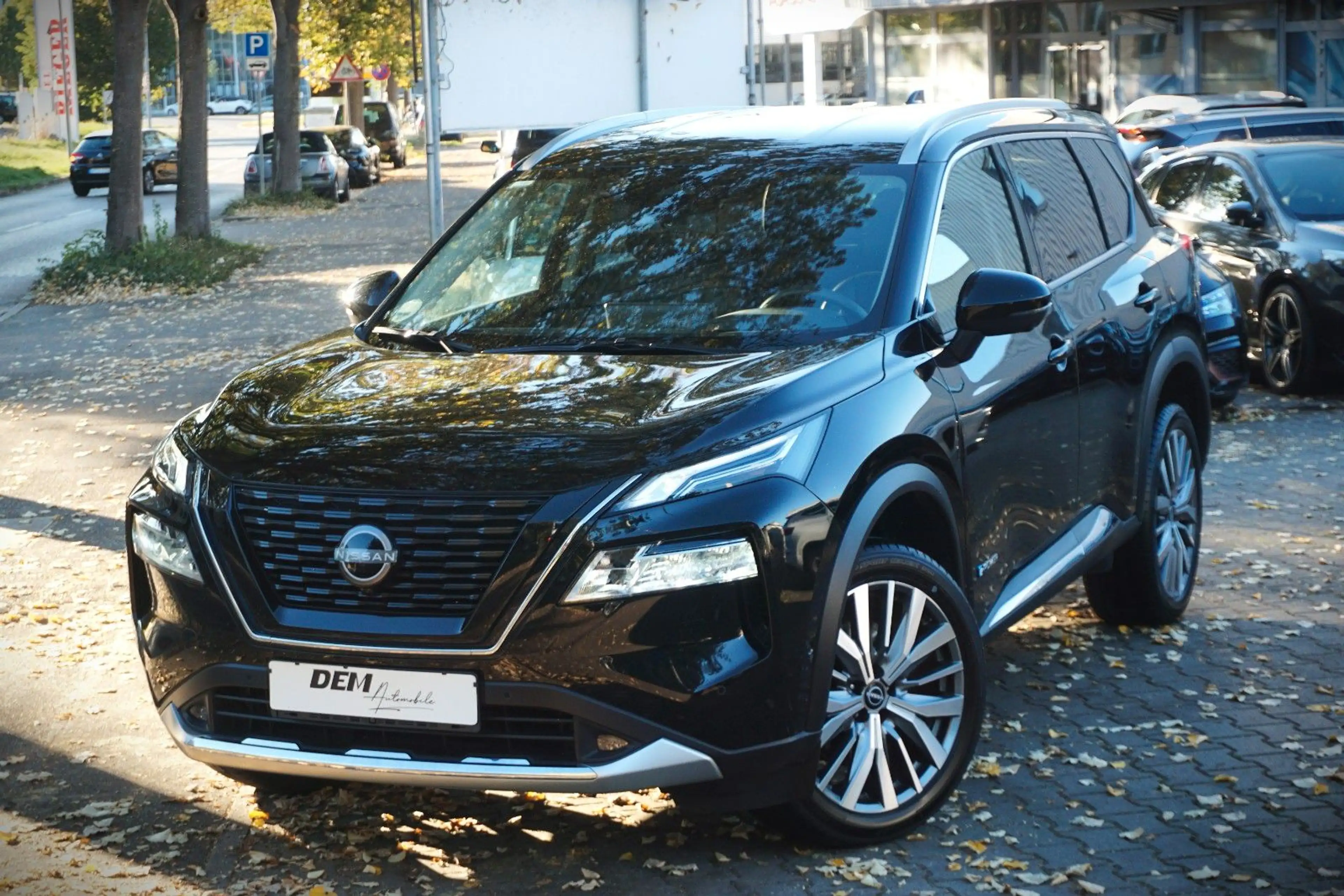Nissan X-Trail e-Power e-4orce Tekna / 360° / HUD / 20"