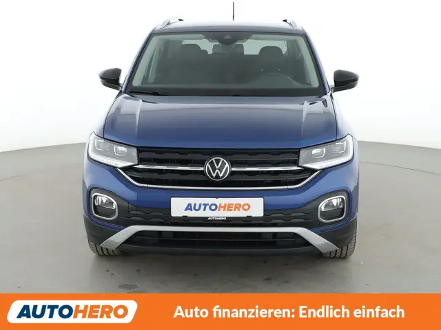 Volkswagen T-Cross view 9