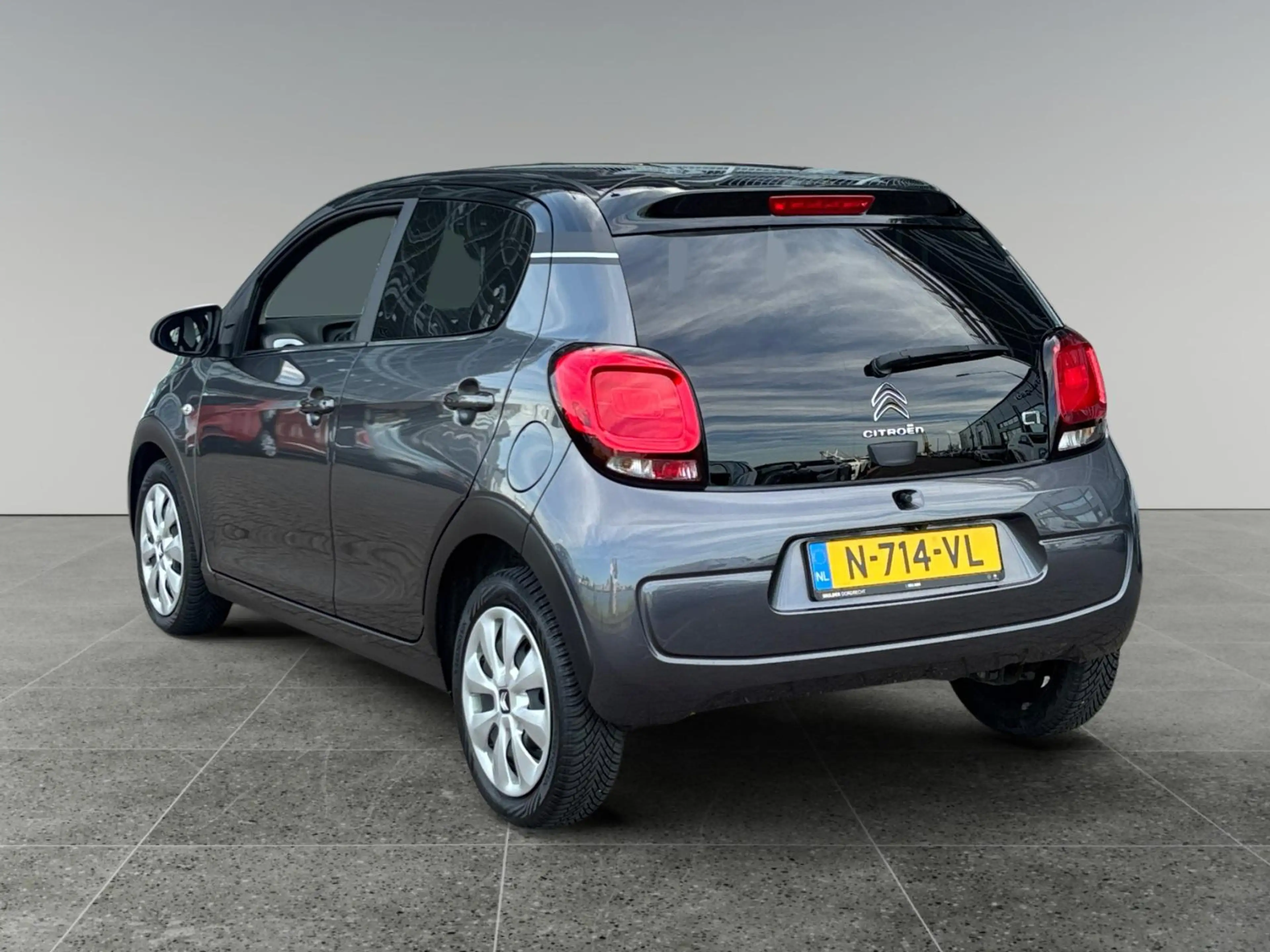 Citroen C1 5-deurs Millenium Feel 1.0 e-VTi 72pk | TWO-TONE! — photo 3