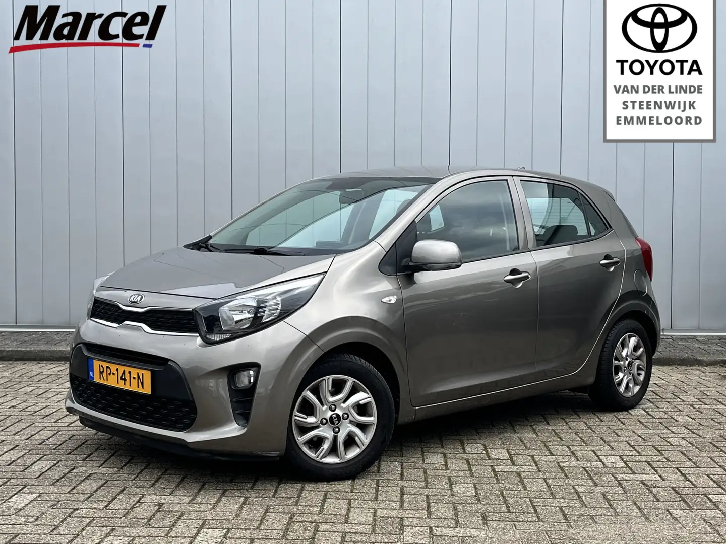 Kia Picanto 1.0 CVVT ComfortPlusLine Navigator NL auto Apple C Grijs - 1
