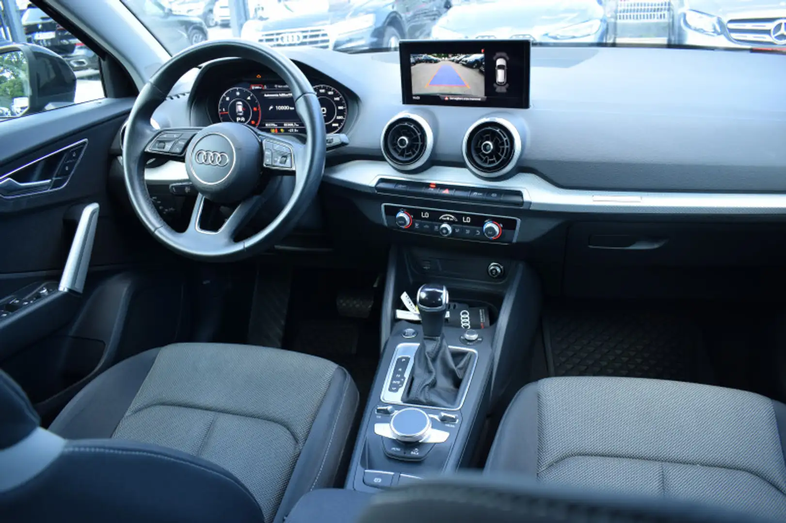 Audi Q2 30 TDI 116CH BUSINESS LINE S TRONIC 7 Noir - 2