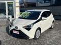 Toyota Aygo 5p 1.0 x-business Automatica Ok Neop. Iva ded. Bianco - thumbnail 1