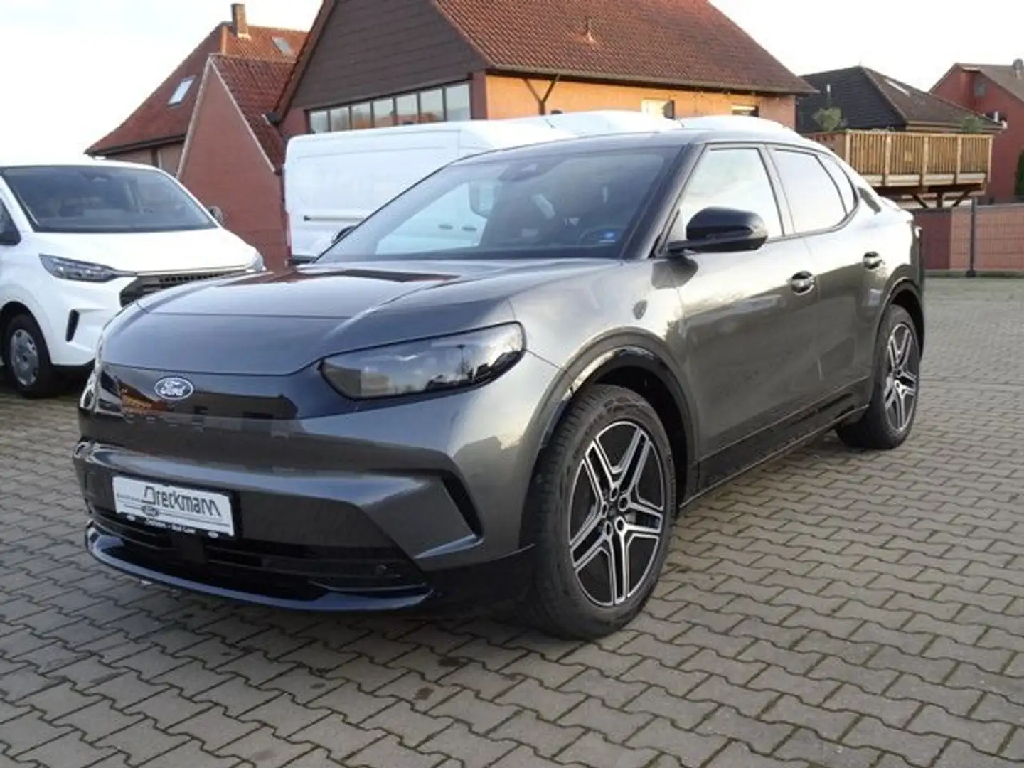 Ford Capri 210 kW RWD Premium Gris - 1