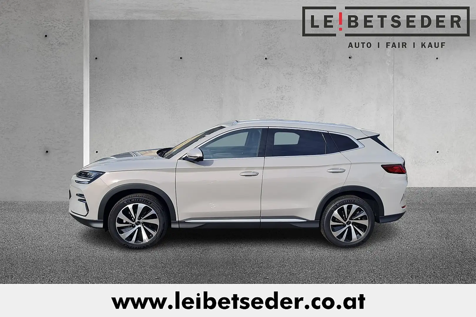 BYD Seal U Comfort Österreich Paket 71.8 kWh Beige - 2