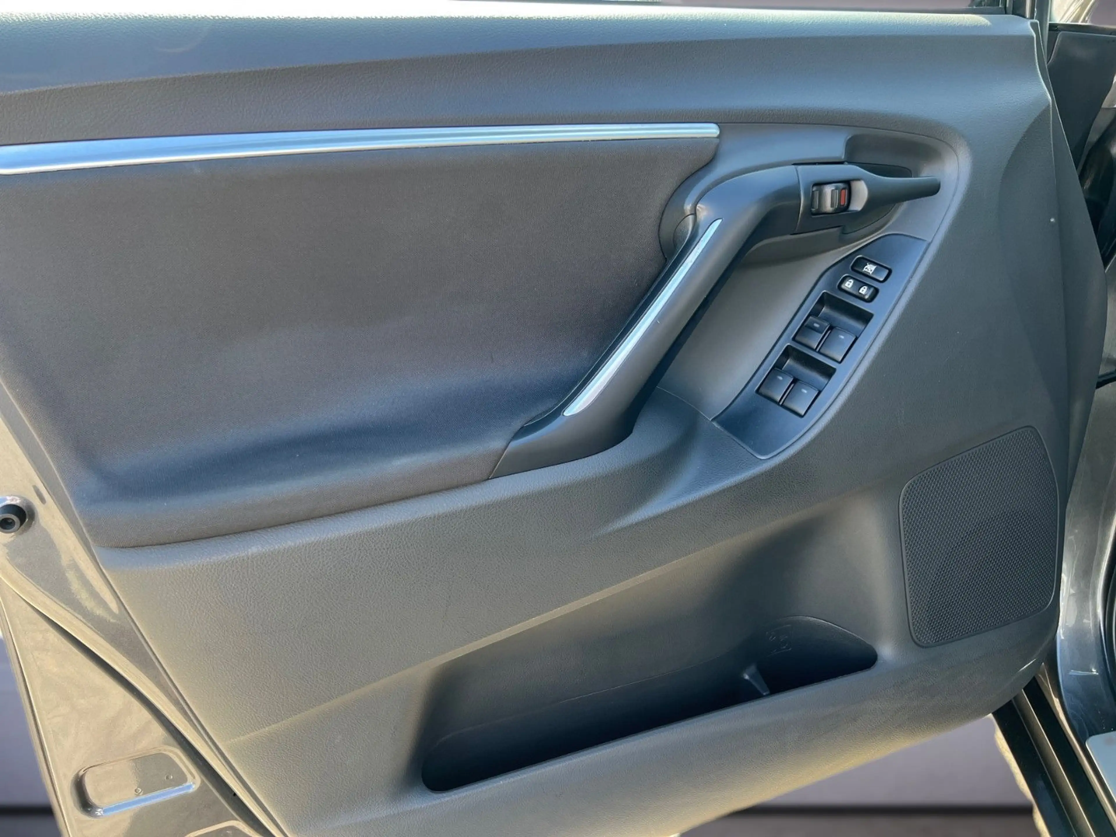 Toyota Verso 1,8 Life     Klima, AHK, ALU, Panoramadach — photo 14