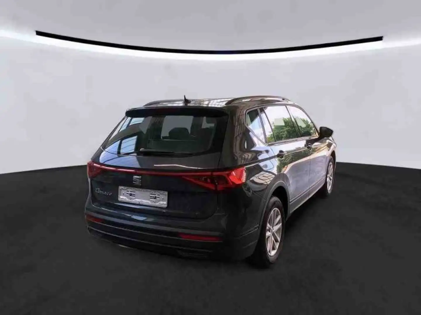 SEAT Tarraco 2.0 TDI Style 7-Sitze DSG Navi ACC LED ALU Climatr Grau - 2