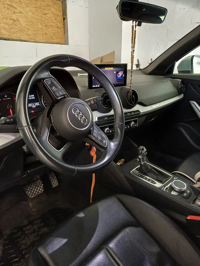 Audi Q2 Q2 2,0 TDI quattro S-tronic Silber - 1